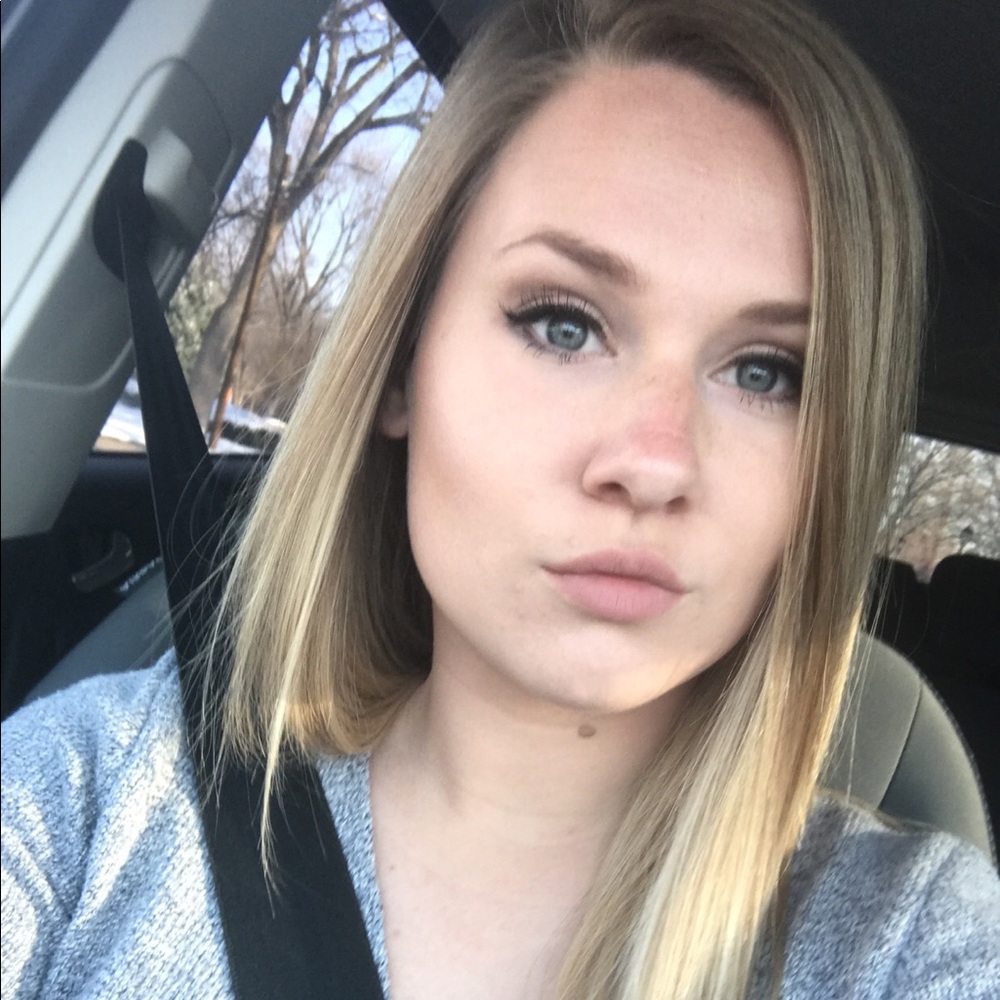 Meet your Posher, Taryn